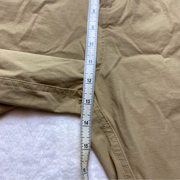 Orvis Khaki Voyager Tech Outdoor Stretch Shorts Size 36 - Picture 11 of 12